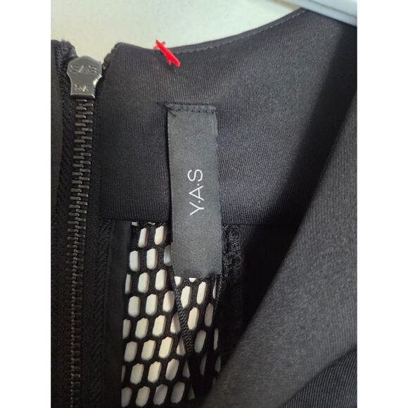 NWOT YAS Day Women Black Mesh Detail Sleeves Straight Cocktail Dress size Medium - Picture 5 of 8